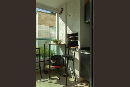 Apartamento à venda com 74m², 2 quartos e 1 vagaVaranda da Sala