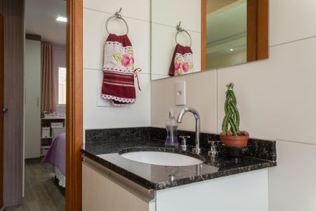 Apartamento à venda com 74m², 2 quartos e 1 vagaBanheiro