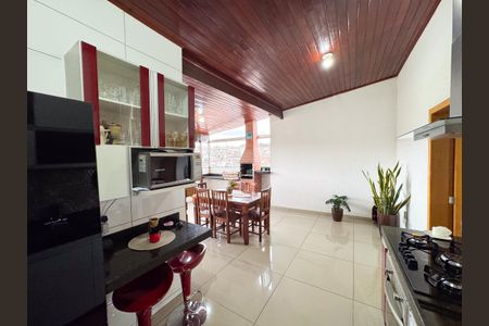 Apartamento para alugar com 98m², 2 quartos e 1 vagaCozinha