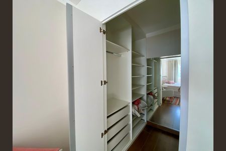 Apartamento para alugar com 420m², 4 quartos e 2 vagasCloset da suíte 3