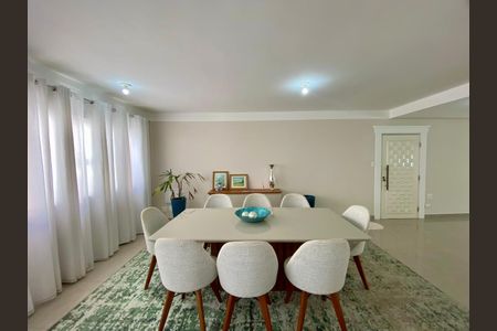 Apartamento para alugar com 420m², 4 quartos e 2 vagasSala