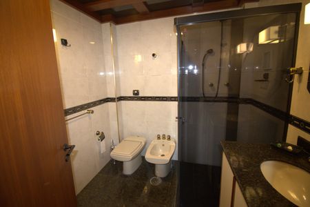 Apartamento para alugar com 120m², 3 quartos e 2 vagasBanheiro