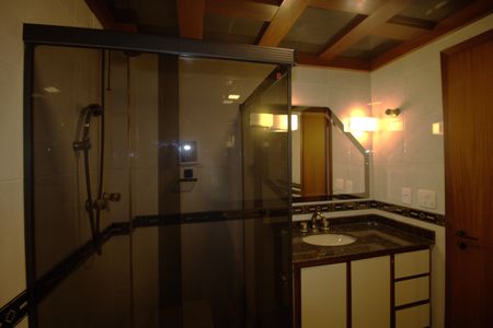 Apartamento para alugar com 120m², 3 quartos e 2 vagasBanheiro