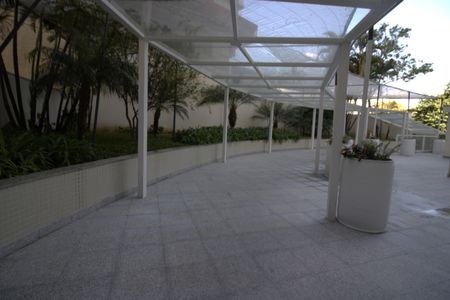 Apartamento para alugar com 120m², 3 quartos e 2 vagasEntrada