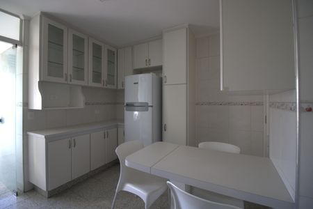 Apartamento para alugar com 120m², 3 quartos e 2 vagasCozinha - Armários
