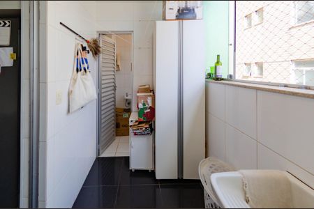 Apartamento à venda com 240m², 4 quartos e 4 vagas Apartamento à venda com 240m², 4 quartos e 4 vagasÁrea de Serviço