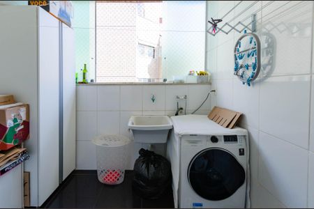 Apartamento à venda com 240m², 4 quartos e 4 vagas Apartamento à venda com 240m², 4 quartos e 4 vagasÁrea de Serviço