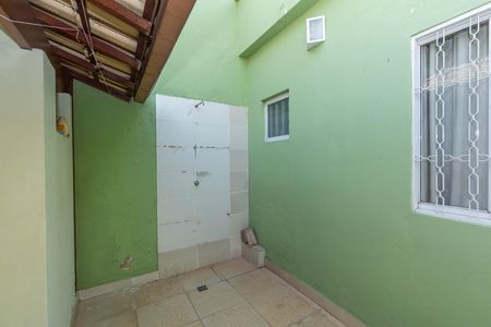 Casa à venda com 145m², 2 quartos e 3 vagasDucha