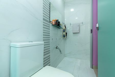 Casa à venda com 145m², 2 quartos e 3 vagasBanheiro 2