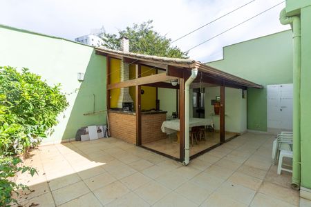 Casa à venda com 145m², 2 quartos e 3 vagasÁrea Externa