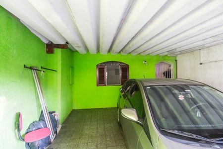 Casa à venda com 310m², 6 quartos e 4 vagas Casa à venda com 310m², 6 quartos e 4 vagasGaragem