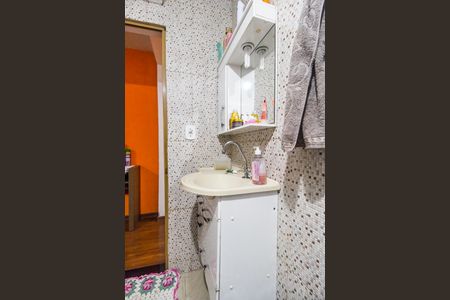 Casa à venda com 310m², 6 quartos e 4 vagas Casa à venda com 310m², 6 quartos e 4 vagasBanheiro 2