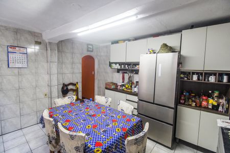 Casa à venda com 310m², 6 quartos e 4 vagas Casa à venda com 310m², 6 quartos e 4 vagasCozinha