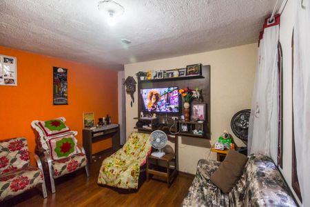 Casa à venda com 310m², 6 quartos e 4 vagas Casa à venda com 310m², 6 quartos e 4 vagasSala