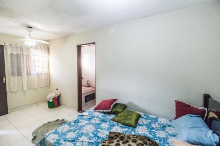 Casa à venda com 310m², 6 quartos e 4 vagas Casa à venda com 310m², 6 quartos e 4 vagasSuíte