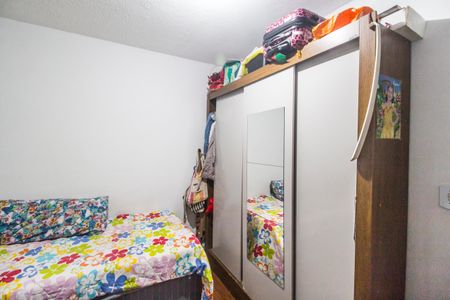 Casa à venda com 310m², 6 quartos e 4 vagas Casa à venda com 310m², 6 quartos e 4 vagasQuarto 2