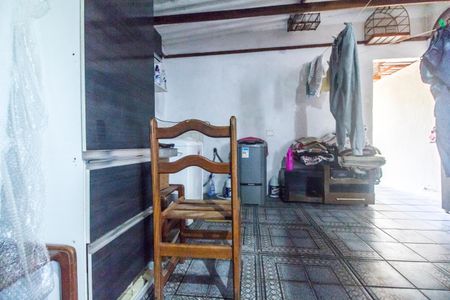 Casa à venda com 310m², 6 quartos e 4 vagas Casa à venda com 310m², 6 quartos e 4 vagasQuarto