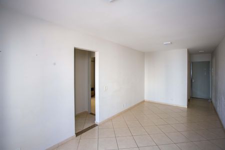 Apartamento à venda com 66m², 2 quartos e 2 vagasSala