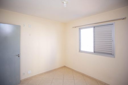 Apartamento à venda com 66m², 2 quartos e 2 vagasQuarto 2