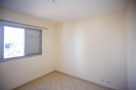 Apartamento à venda com 66m², 2 quartos e 2 vagasQuarto 2