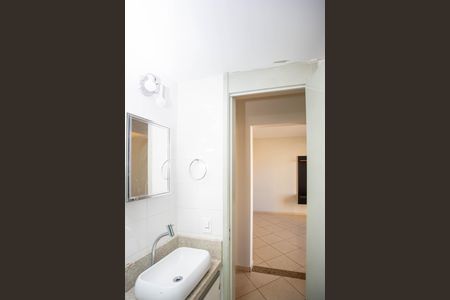 Apartamento à venda com 66m², 2 quartos e 2 vagasBanheiro