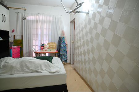 Casa à venda com 150m², 2 quartos e 5 vagas Casa à venda com 150m², 2 quartos e 5 vagasQuarto 1