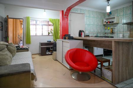 Casa à venda com 150m², 2 quartos e 5 vagas Casa à venda com 150m², 2 quartos e 5 vagasSala