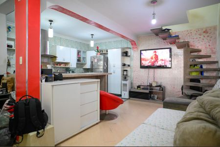 Casa à venda com 150m², 2 quartos e 5 vagas Casa à venda com 150m², 2 quartos e 5 vagasSala