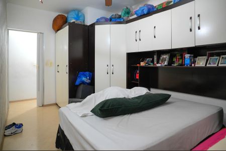 Casa à venda com 150m², 2 quartos e 5 vagas Casa à venda com 150m², 2 quartos e 5 vagasQuarto 1