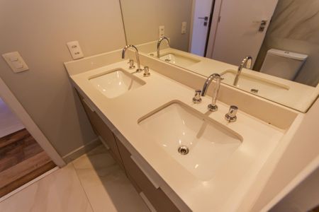 Apartamento à venda com 153m², 3 quartos e 3 vagasBanheiro da Suíte 3