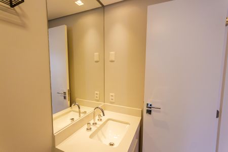 Apartamento à venda com 153m², 3 quartos e 3 vagasBanheiro da Suíte 2