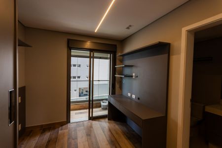 Apartamento à venda com 153m², 3 quartos e 3 vagasSuíte 1