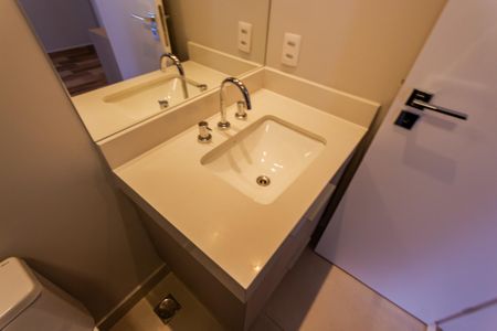 Apartamento à venda com 153m², 3 quartos e 3 vagasBanheiro da Suíte 2