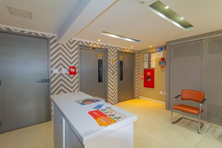 Apartamento à venda com 100m², 3 quartos e 1 vagaÁrea comum - Hall social