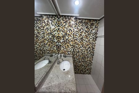 Apartamento para alugar com 82m², 2 quartos e 1 vagaBanheiro da Suíte