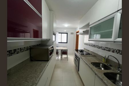 Apartamento para alugar com 82m², 2 quartos e 1 vagaCozinha