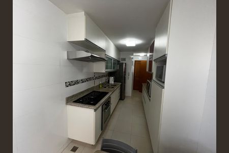 Apartamento para alugar com 82m², 2 quartos e 1 vagaCozinha