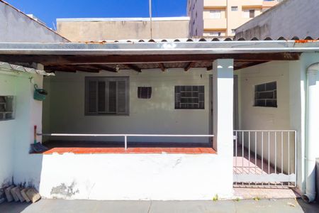 Casa à venda com 320m², 3 quartos e 2 vagas Casa à venda com 320m², 3 quartos e 2 vagasCasa 2 Entrada
