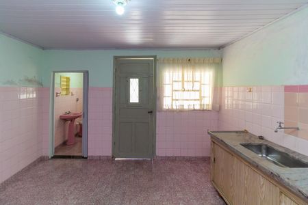 Casa à venda com 320m², 3 quartos e 2 vagas Casa à venda com 320m², 3 quartos e 2 vagasCasa 2 Cozinha