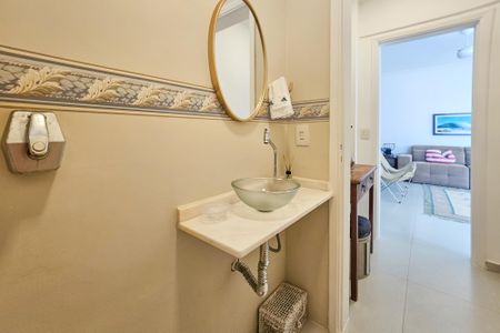 Apartamento para alugar com 150m², 3 quartos e 1 vagaLavabo