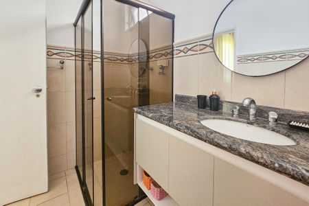 Apartamento para alugar com 150m², 3 quartos e 1 vagaBanheiro da suíte