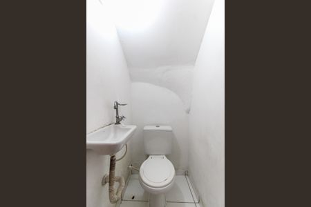 Casa à venda com 125m², 2 quartos e 2 vagas Casa à venda com 125m², 2 quartos e 2 vagasLavabo