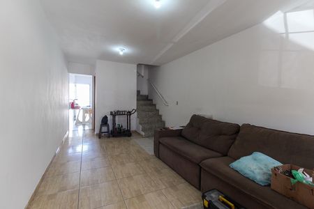 Casa à venda com 125m², 2 quartos e 2 vagas Casa à venda com 125m², 2 quartos e 2 vagasSala