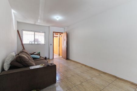 Casa à venda com 125m², 2 quartos e 2 vagas Casa à venda com 125m², 2 quartos e 2 vagasSala