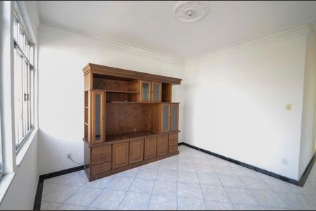 Apartamento à venda com 100m², 2 quartos e 2 vagasSala