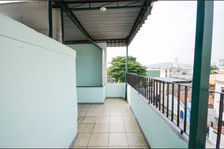 Apartamento à venda com 100m², 2 quartos e 2 vagasTerraço