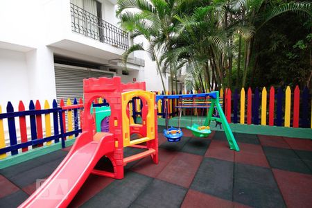 Apartamento à venda com 55m², 2 quartos e 1 vagaÁrea comum - Playground