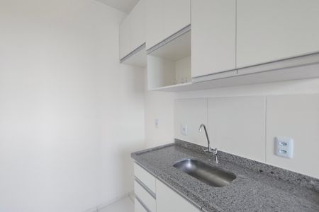 Apartamento para alugar com 50m², 2 quartos e 1 vaga Apartamento para alugar com 50m², 2 quartos e 1 vagaCozinha e Área de Serviço