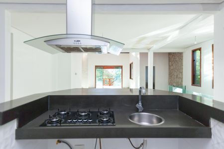 Casa para alugar com 529m², 4 quartos e 7 vagasCozinha