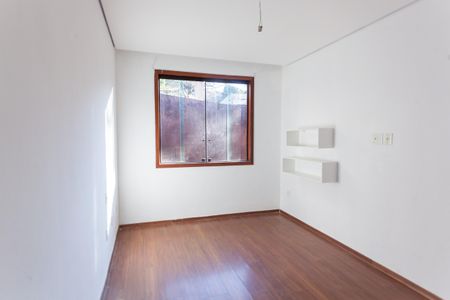 Casa para alugar com 529m², 4 quartos e 7 vagasQuarto 3